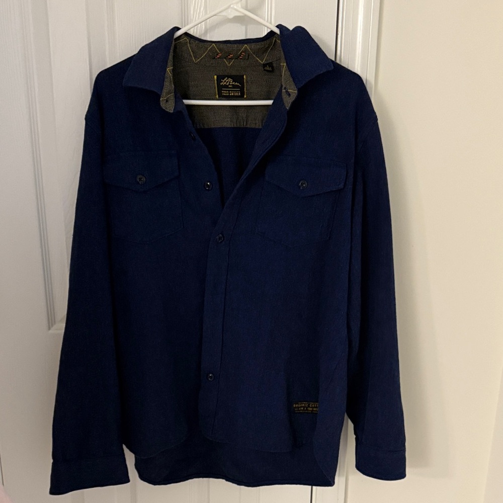L.L. Bean Men's Deep Blue Lightweight Jacket